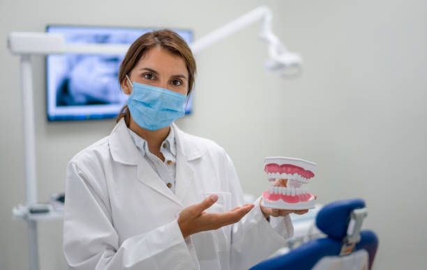 Best Emergency Broken Tooth Repair in Jourdanton, TX